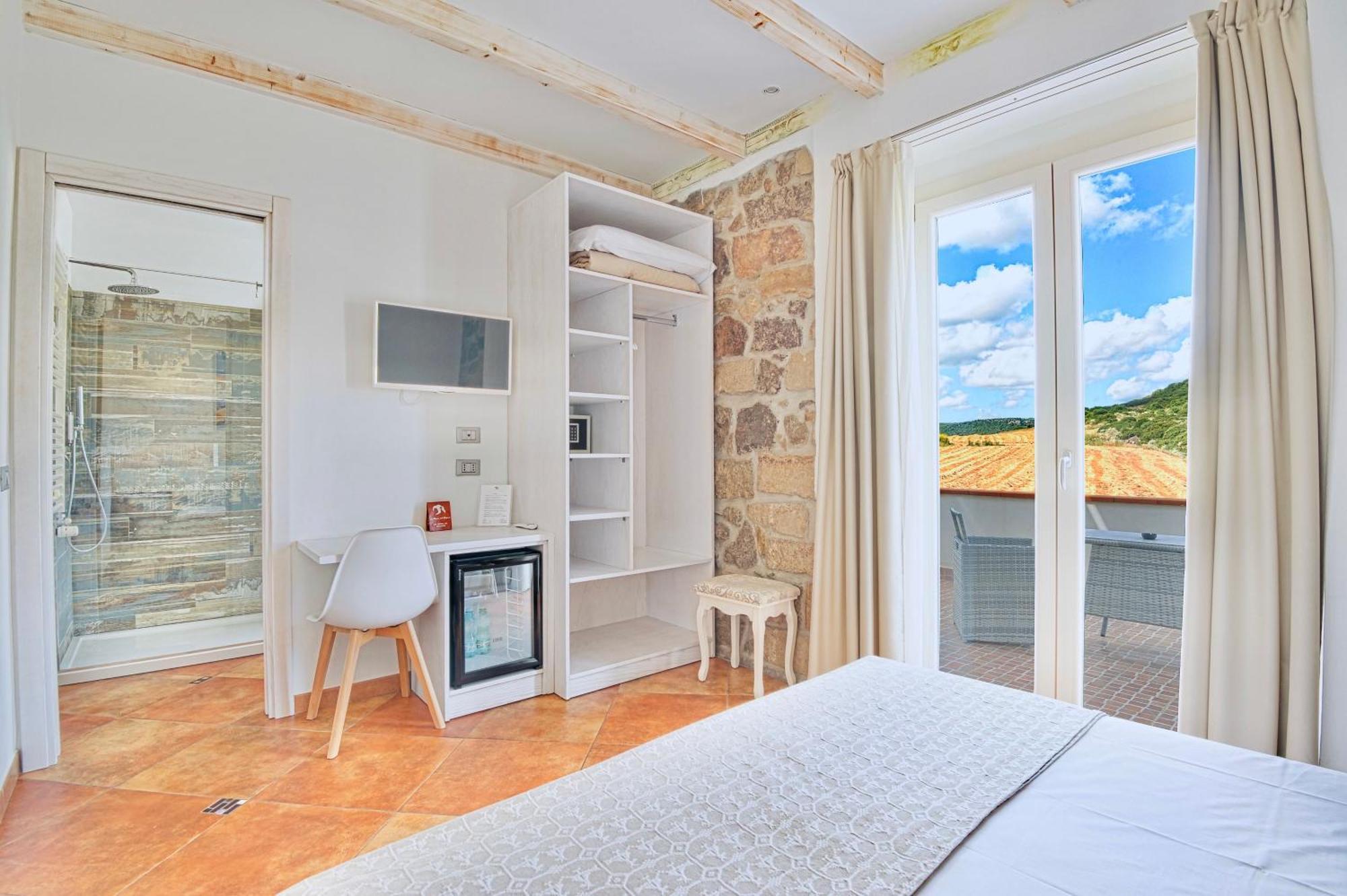B&B La Roccia Dell'Elefante Кастелсардо Екстериор снимка