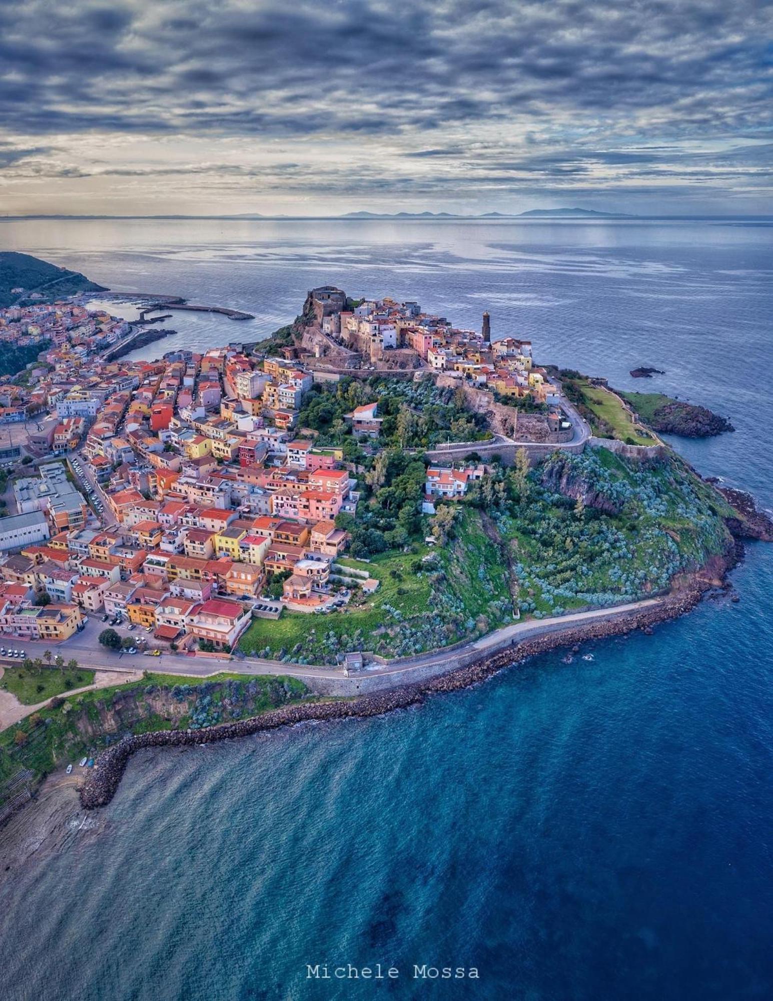B&B La Roccia Dell'Elefante Кастелсардо Екстериор снимка