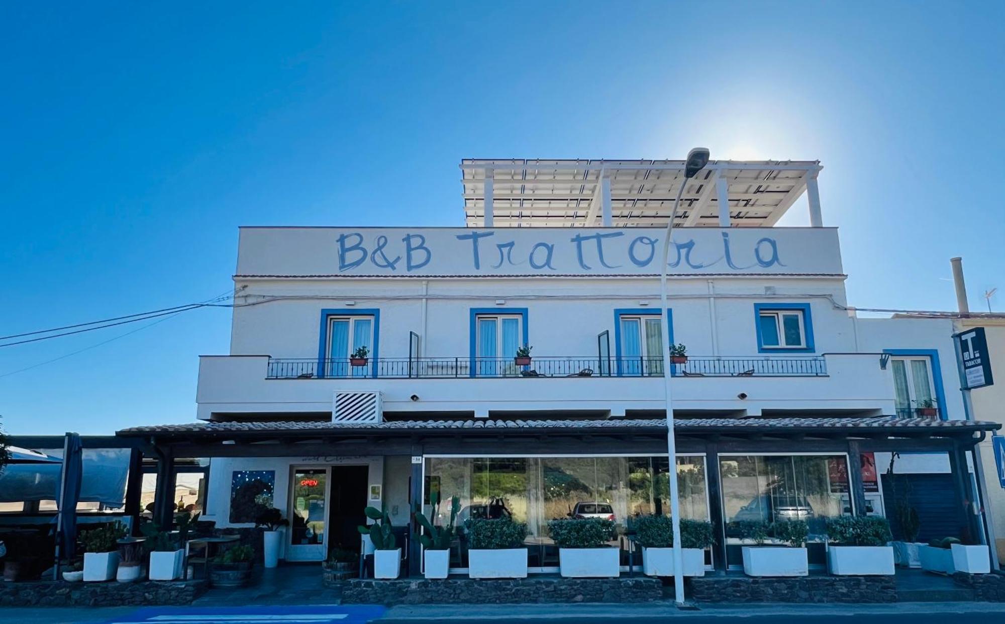 B&B La Roccia Dell'Elefante Кастелсардо Екстериор снимка