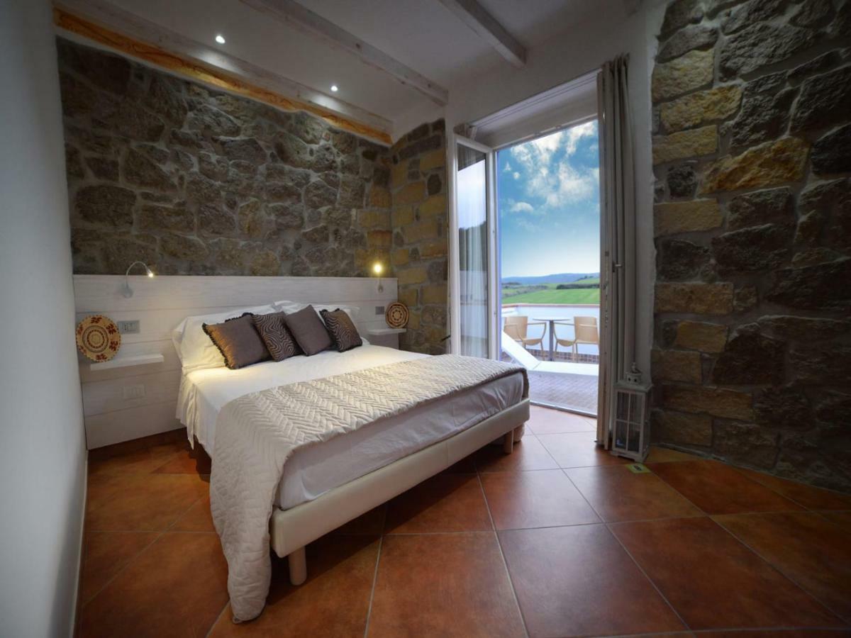 B&B La Roccia Dell'Elefante Кастелсардо Екстериор снимка